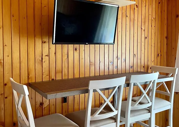 Kosta\'S Apartments